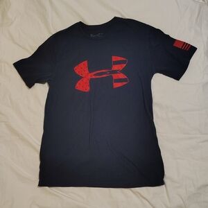 Under Armour Men's Navy T-Shirt with Red Graphic